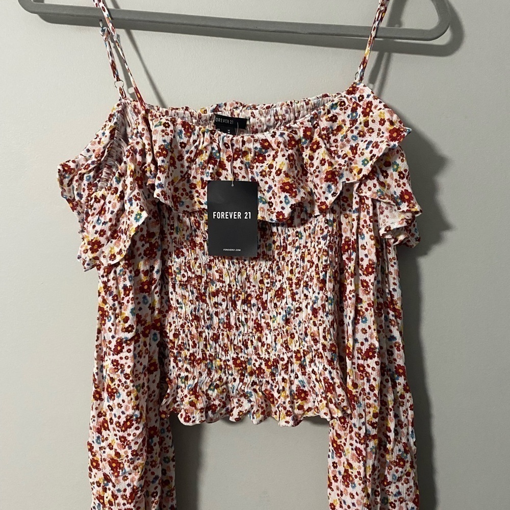 Nwt FOREVER 21 TOP
